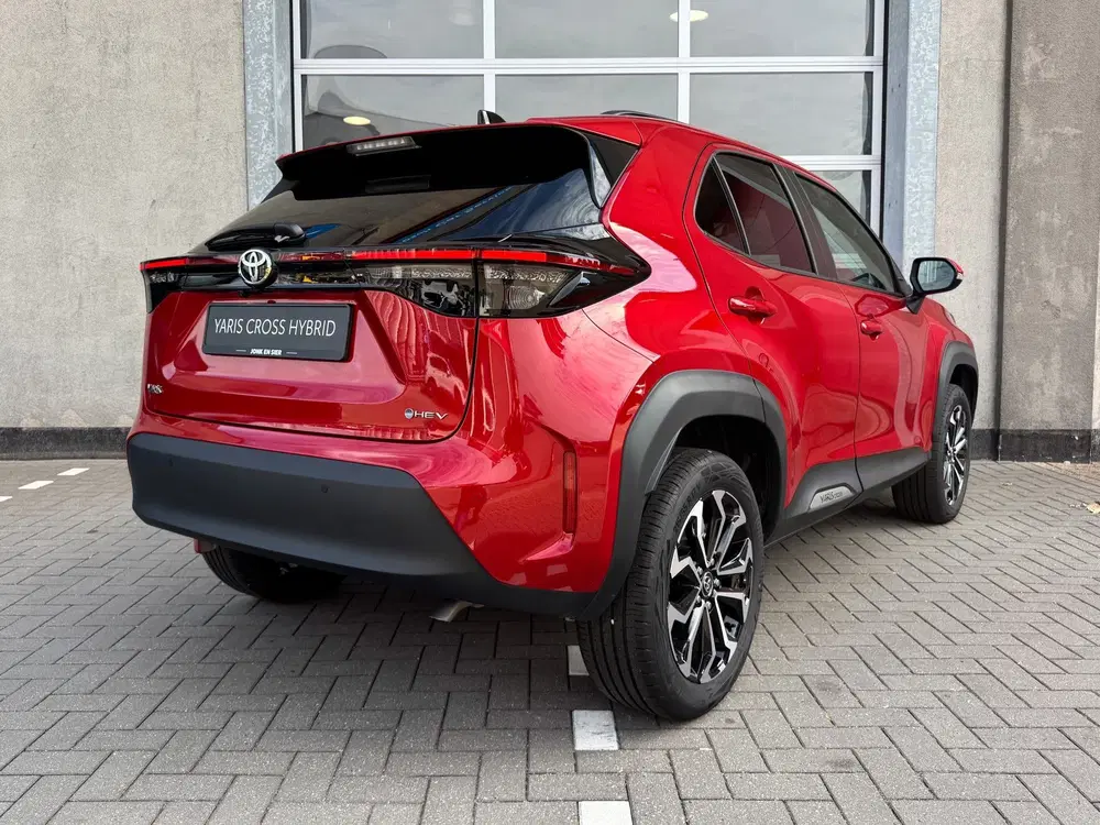 Toyota Yaris Cross 1.5 Hybrid 115 Dynamic uit 2025, foto 2