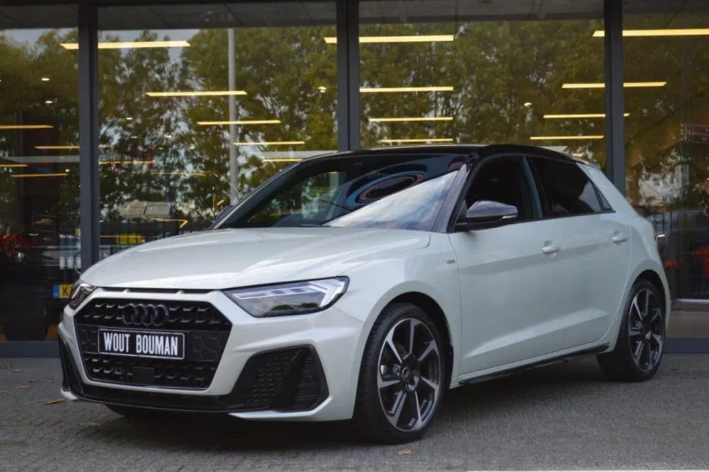 Audi A1 35 TFSI S-Line Led Virtual Navi Acc Camera uit 2023, foto 2