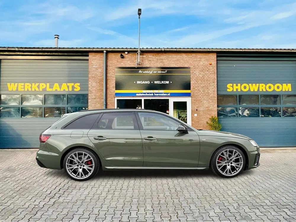 Audi A4 35 TFSI Competition S.*ACC*Cam*NL-Auto* uit 2022, foto 4