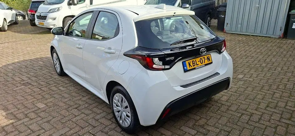 Toyota Yaris 1.0 VVT-i Active Appel-carplay uit 2022, foto 10