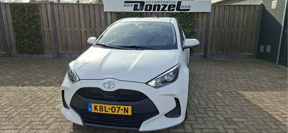 Toyota Yaris 1.0 VVT-i Active Appel-carplay uit 2022, foto 5
