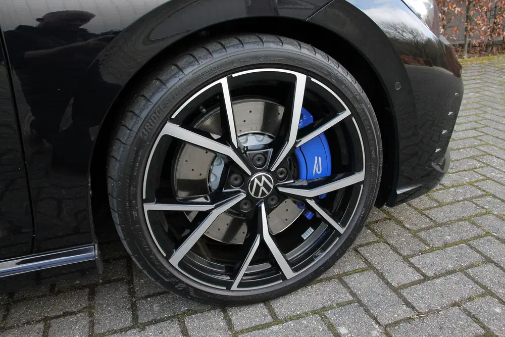 Volkswagen Golf Performance Pack Akrapovic 2.0 TSI 320pk uit 2021, foto 10