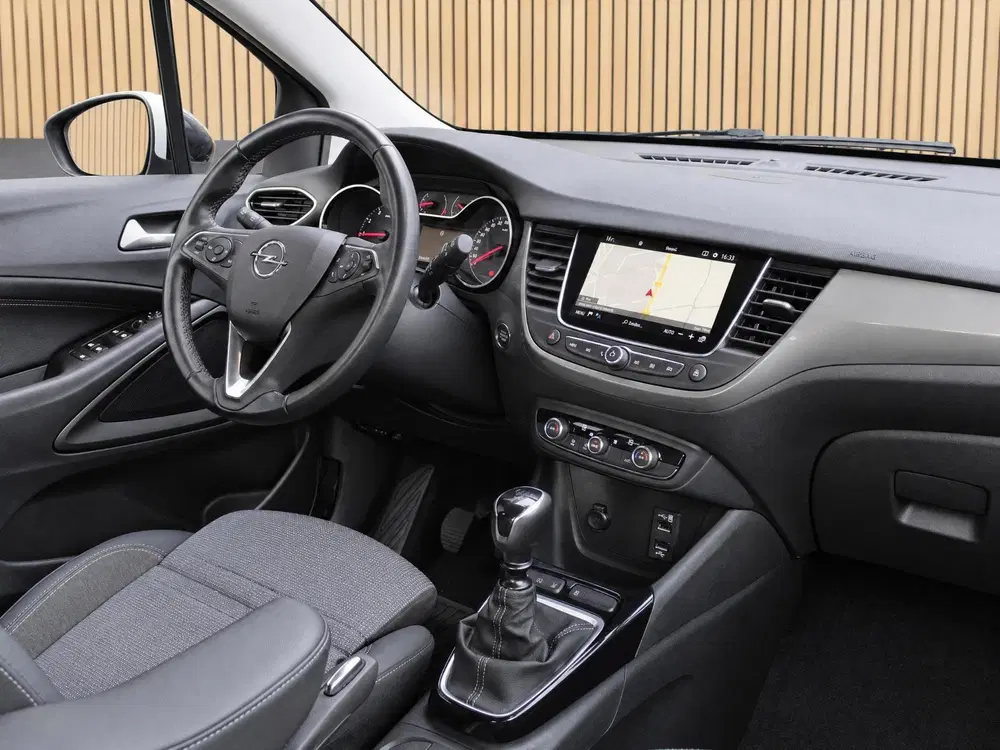 Opel Crossland 1.2 Turbo Elegance uit 2022, foto 3