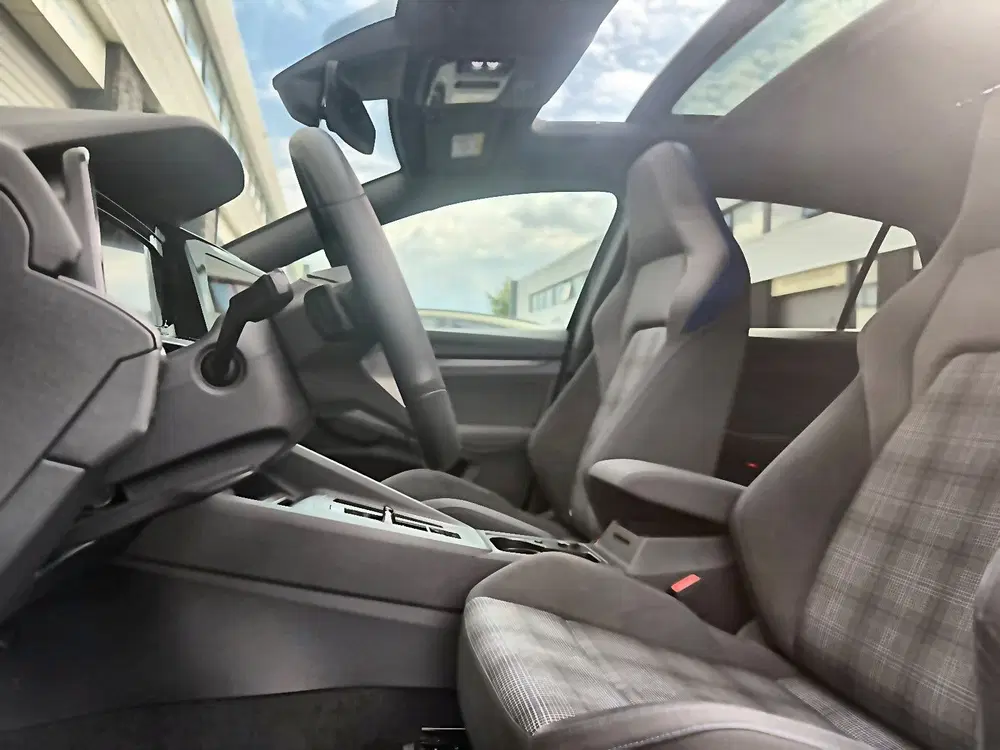 Volkswagen Golf 1.4 TSI GTE eHybrid uit 2022, foto 3