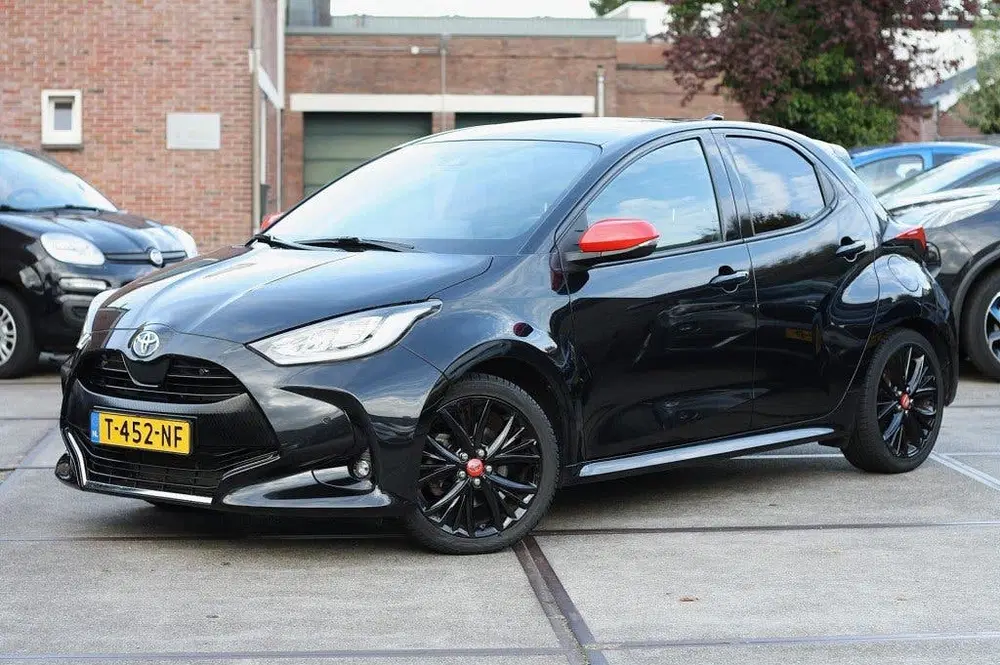 Toyota Yaris 1.5 Hybrid Launch Ed. uit 2021