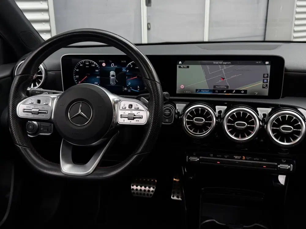 Mercedes-Benz A-Klasse 250 Premium I Aut. I AMG I Leder I Pa uit 2019, foto 6