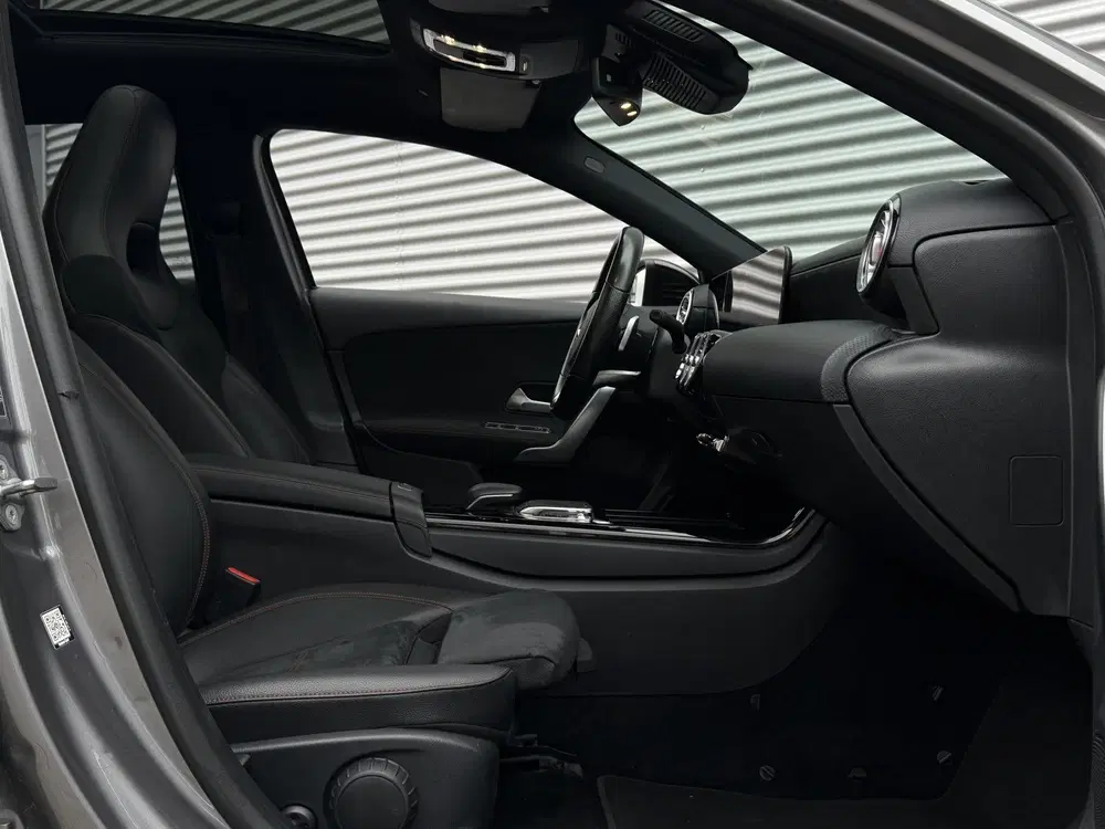 Mercedes-Benz A-Klasse 250 Premium I Aut. I AMG I Leder I Pa uit 2019, foto 7