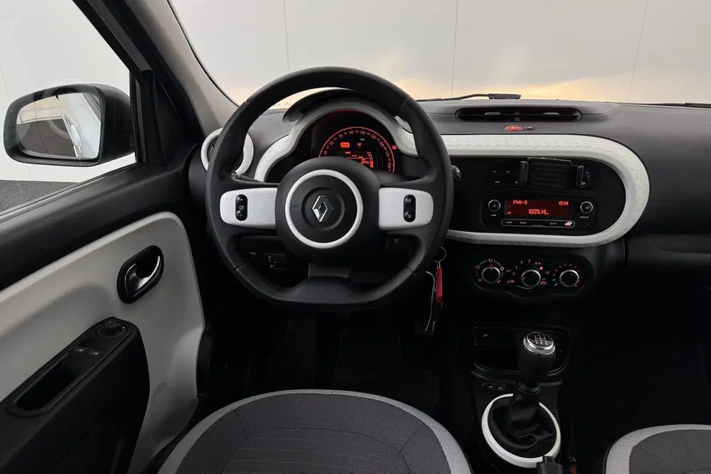 Renault Twingo 1.0 74 PK SCe Collection Cruise DAB Blueto uit 2020, foto 8