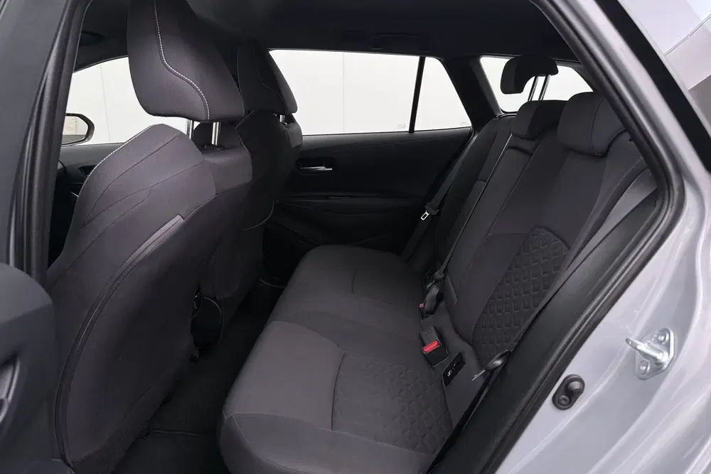 Toyota Corolla 1.8 Hybrid Business Camera Car uit 2022, foto 12