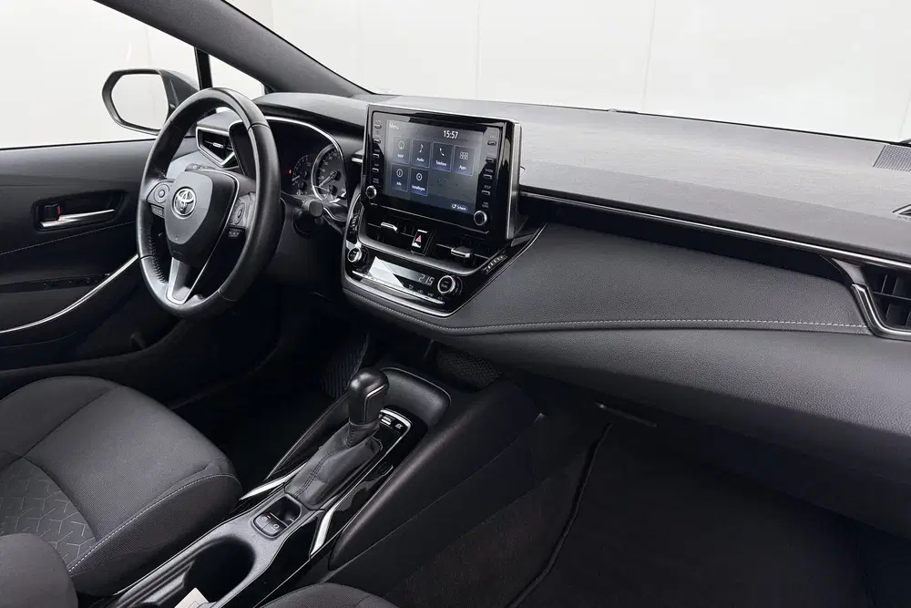 Toyota Corolla 1.8 Hybrid Business Camera Car uit 2022, foto 15