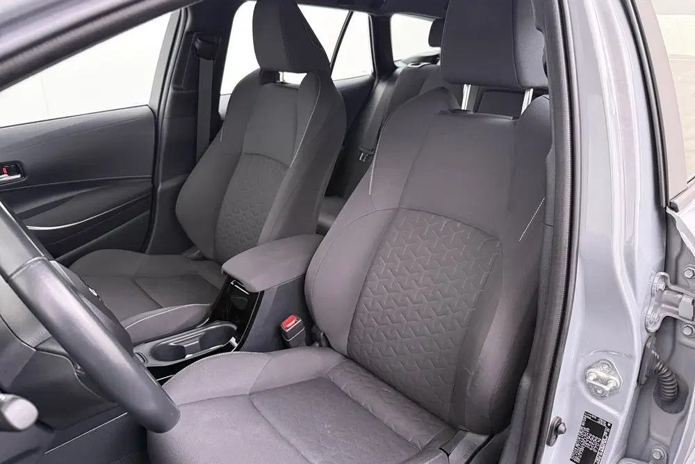 Toyota Corolla 1.8 Hybrid Business Camera Car uit 2022, foto 9