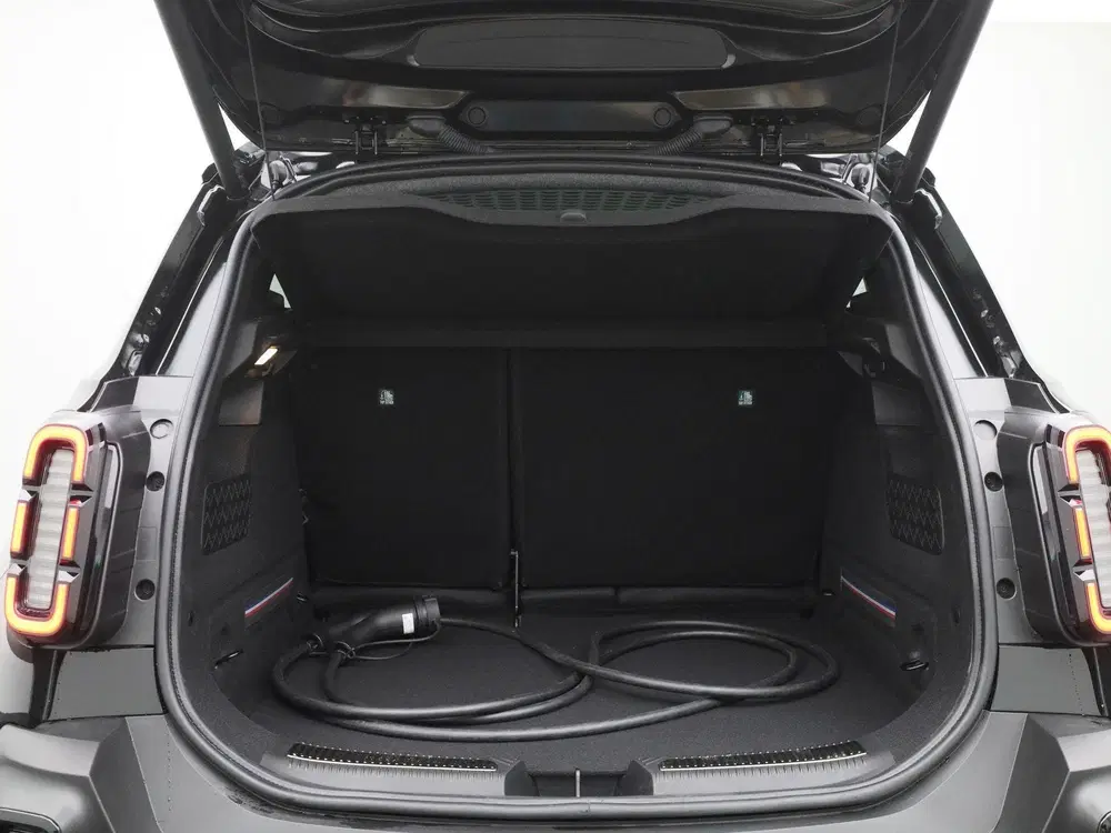 Renault 4 Comfort Range Iconic 52 kWh 150PK uit 2026, foto 8