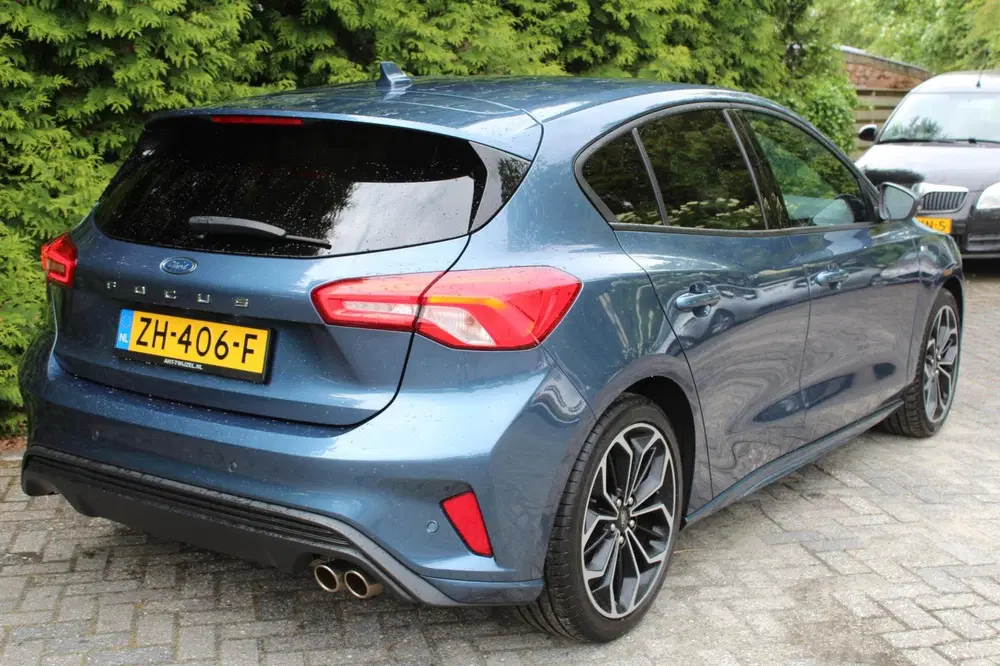 Ford Focus 1.5 EcoBoost ST Line Business 182PK uit 2019, foto 2