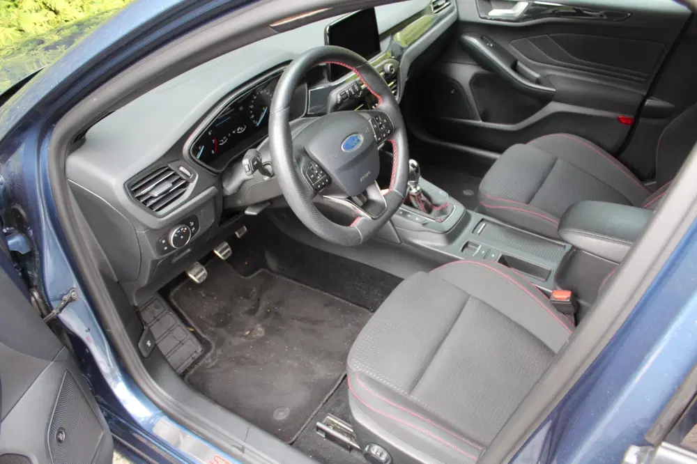 Ford Focus 1.5 EcoBoost ST Line Business 182PK uit 2019, foto 4