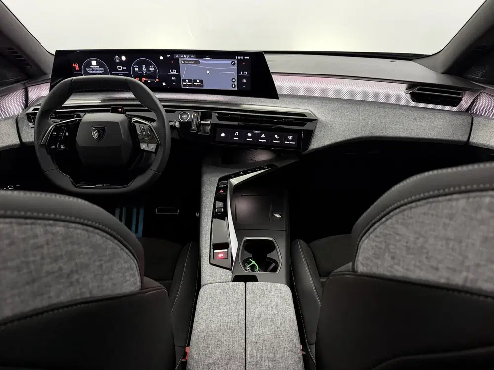 Peugeot 5008 1.2 Hybrid 145 GT Exclusive 7p Panoramadak uit 2026, foto 3