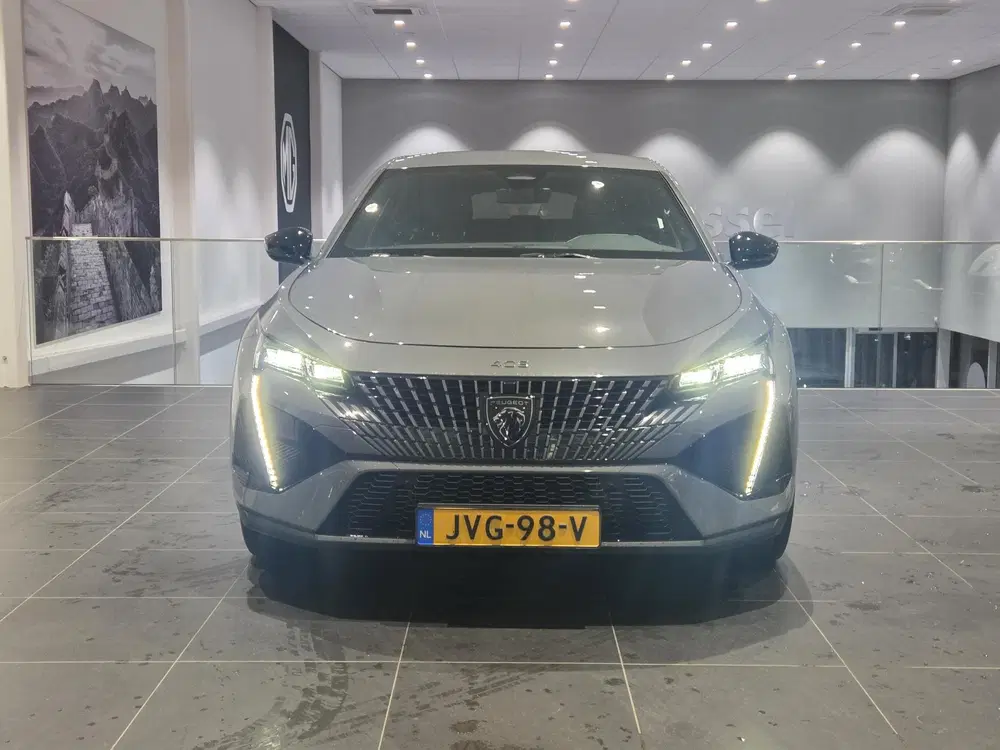 Peugeot 408 1.2 Hybrid 145 e-DCS6 GT uit 2026, foto 3