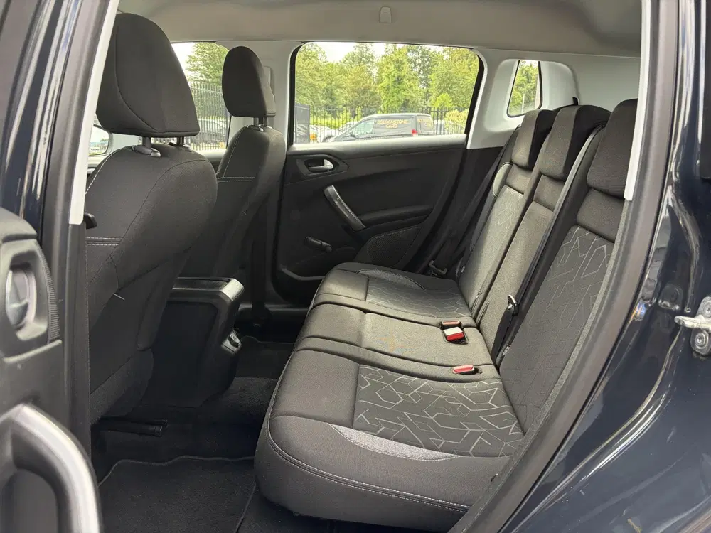 Peugeot 2008 1.2 PureTech Blue Lion 2e Eigenaar uit 2019, foto 11