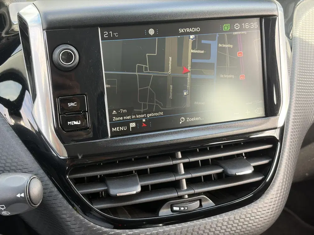 Peugeot 2008 1.2 PureTech Blue Lion 2e Eigenaar uit 2019, foto 14