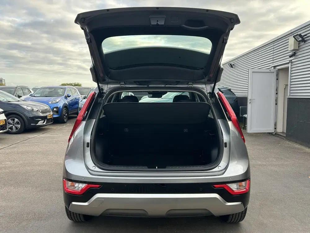 Kia Niro 1.6 GDi Hybrid DynamicLine Nederlandse aut uit 2025, foto 13
