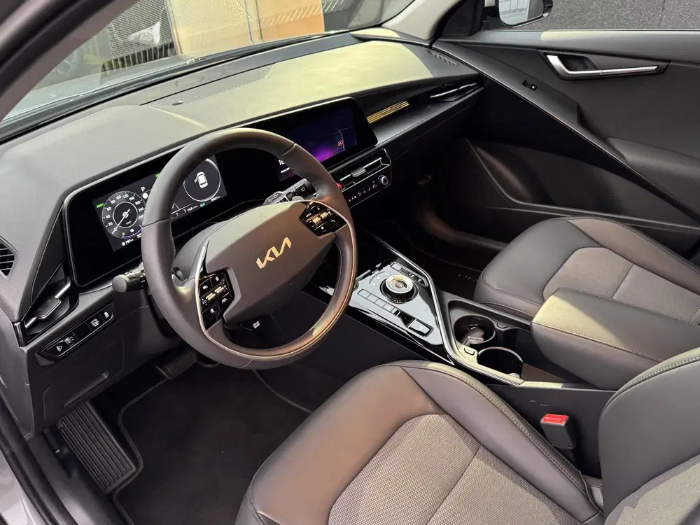 Kia Niro 1.6 GDi Hybrid DynamicLine Nederlandse aut uit 2025, foto 14