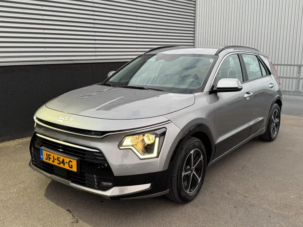 Kia Niro 1.6 GDi Hybrid DynamicLine Nederlandse aut uit 2025, foto 4