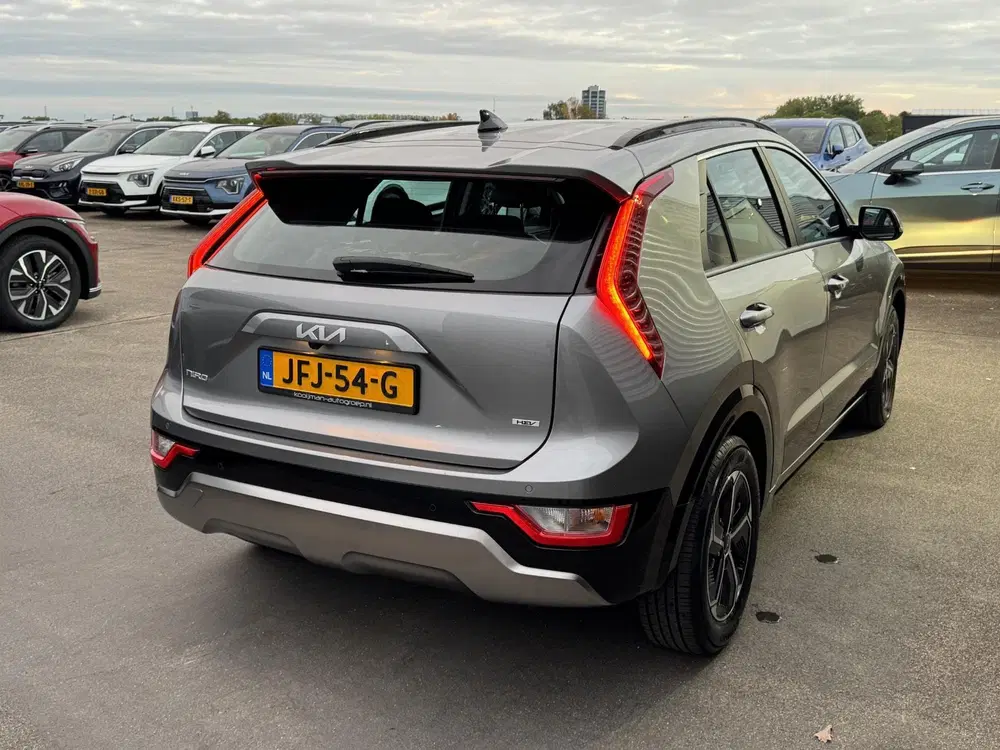 Kia Niro 1.6 GDi Hybrid DynamicLine Nederlandse aut uit 2025, foto 8