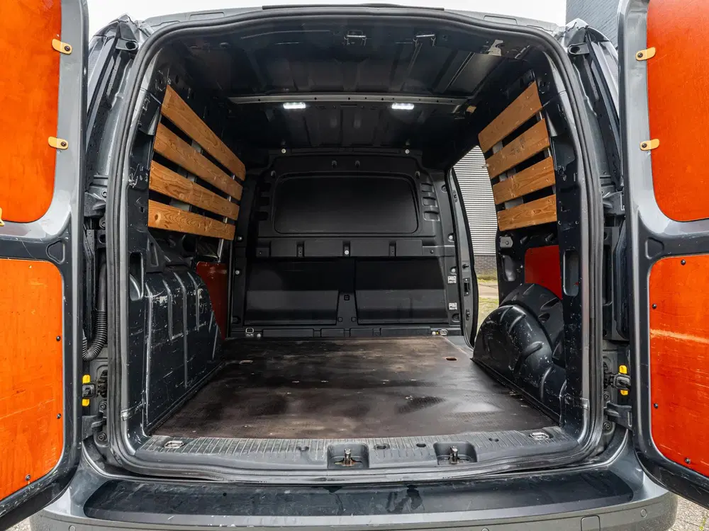 Volkswagen Caddy 2.0 TDI 1st Edition LED VirtCP Keyles uit 2021, foto 12