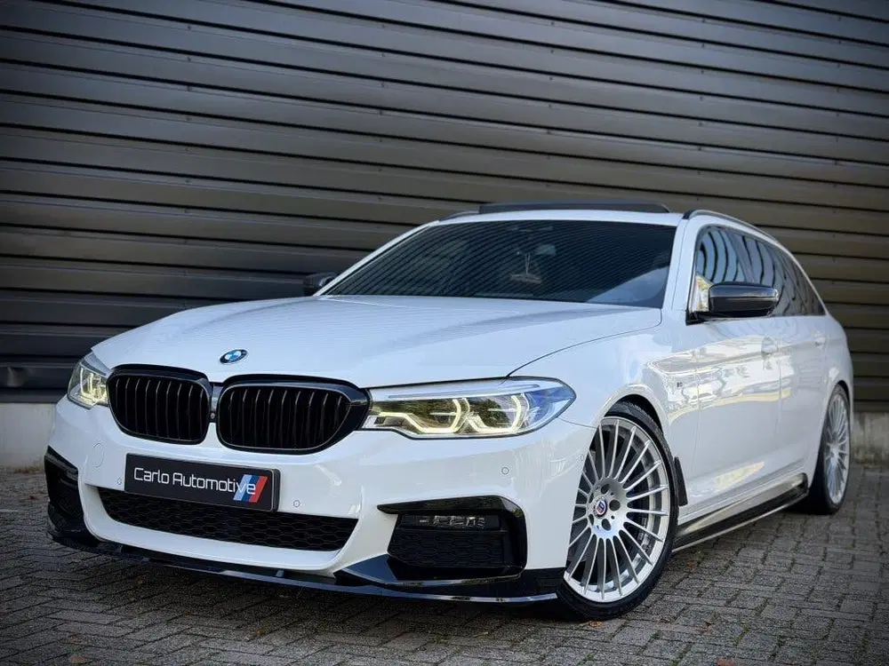 BMW 5-serie 530i M-PERF. PANO uit 2019
