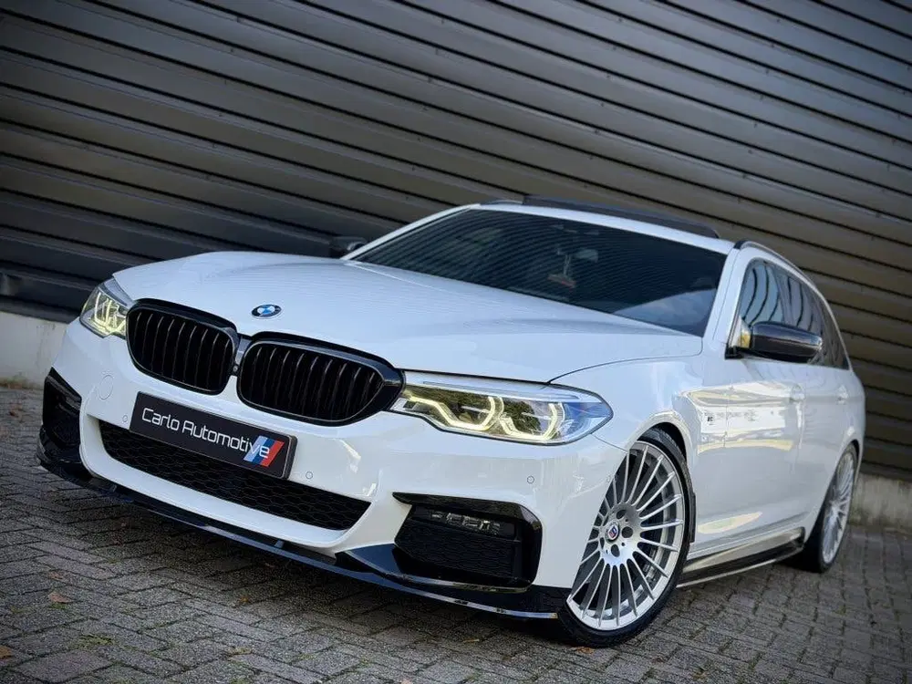 BMW 5-serie 530i M-PERF. PANO uit 2019, foto 2