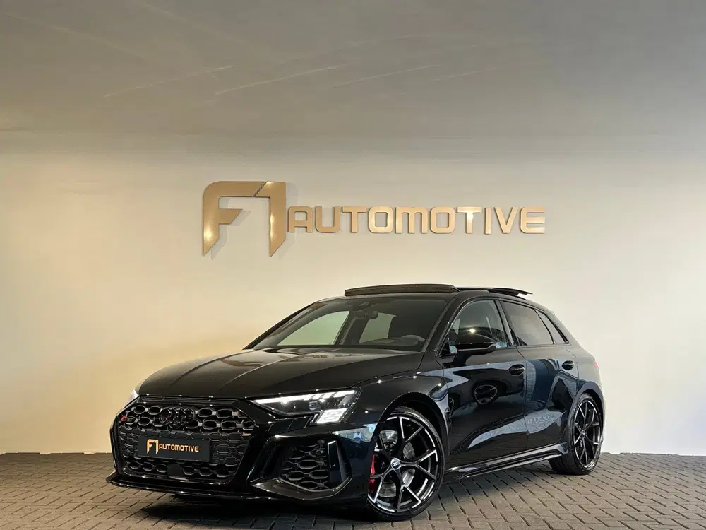 Audi RS3 2.5 TFSI quattro Pano uit 2022