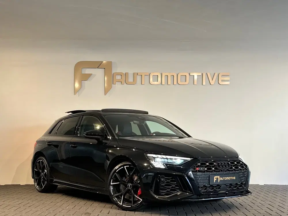 Audi RS3 2.5 TFSI quattro Pano uit 2022, foto 4