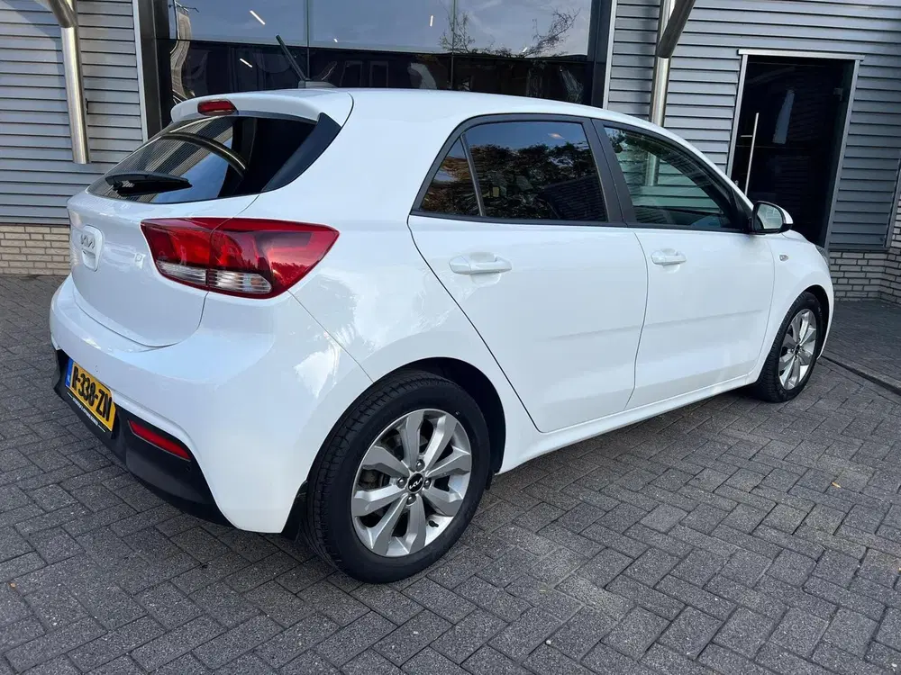 Kia Rio 1.0 T-GDi MHEV DynamicPlusLine Automaat uit 2021, foto 4