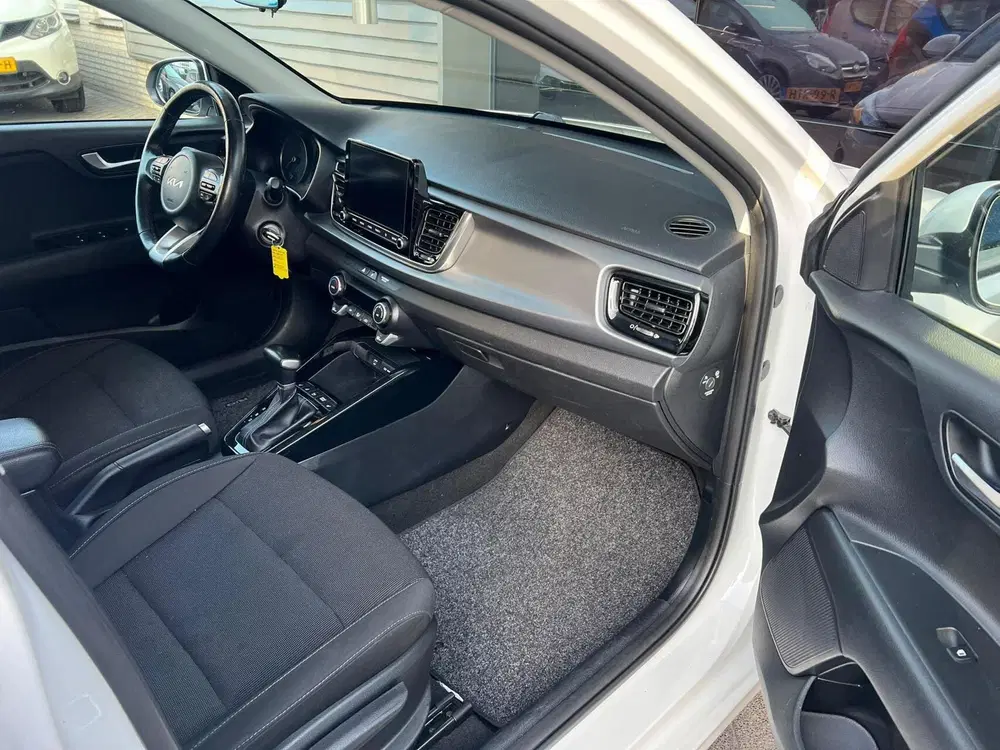 Kia Rio 1.0 T-GDi MHEV DynamicPlusLine Automaat uit 2021, foto 9