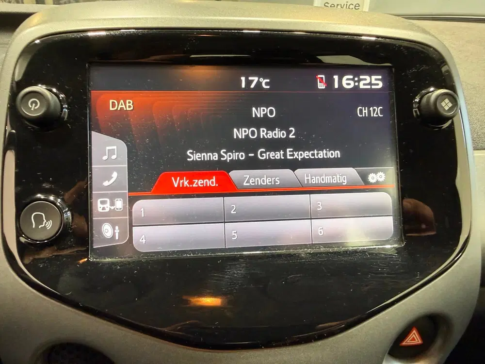 Toyota Aygo 1.0 VVT-i x-play uit 2021, foto 13