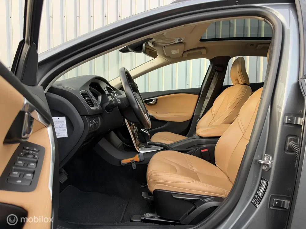 Volvo V40 Cross Country 1.5 T3 Polar+ Luxury uit 2019, foto 11