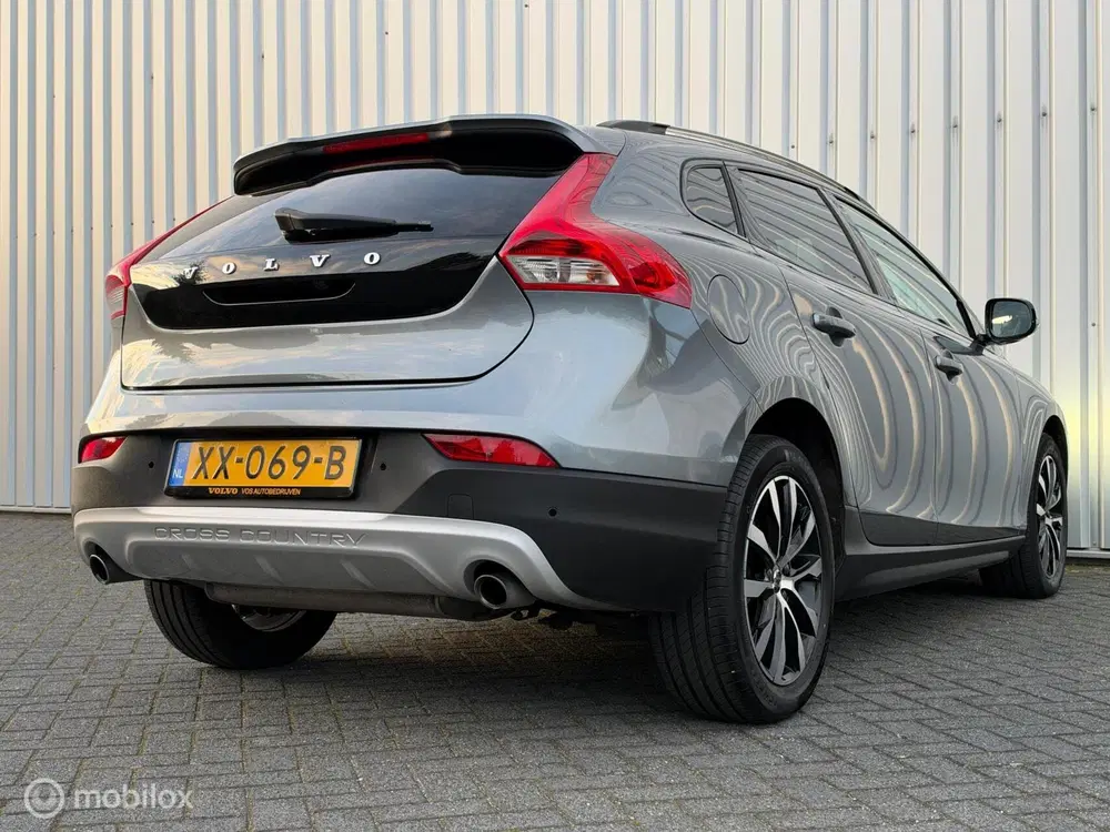 Volvo V40 Cross Country 1.5 T3 Polar+ Luxury uit 2019, foto 9