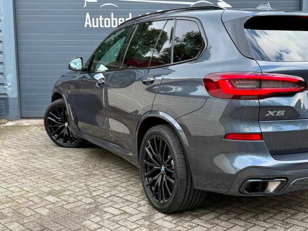 BMW X5 XDrive45e High Executive uit 2021, foto 10
