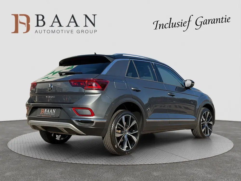 Volkswagen T-Roc 1.5 TSI Style uit 2023, foto 2