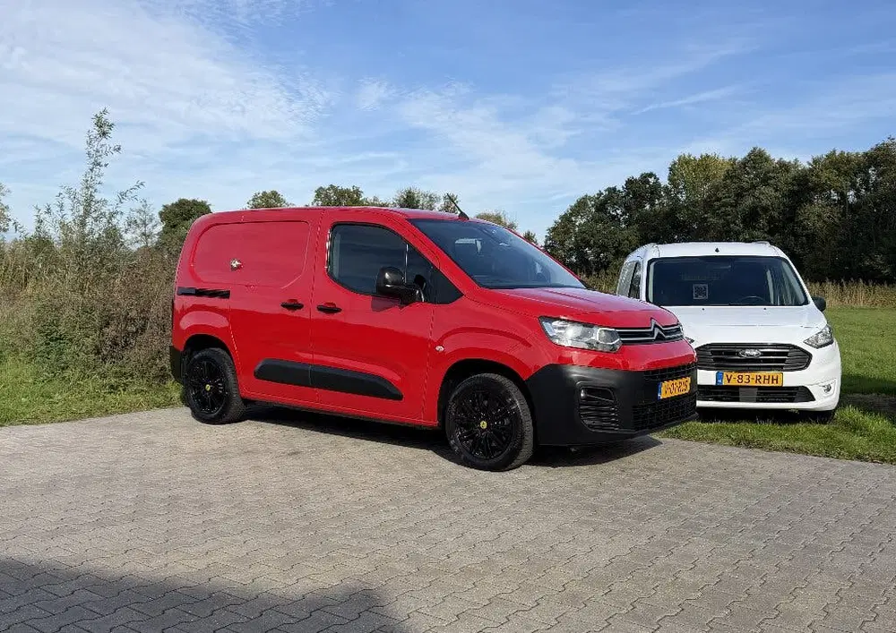 Citroën Berlingo Berlingo 1.2 130PK Benzine Automaat 2X Sch uit 2020
