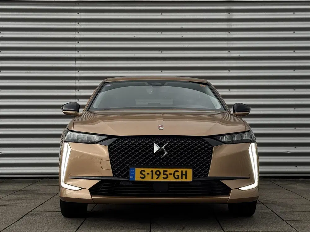 DS Automobiles DS 4 DS DS 4 1.2 Turbo 130pk 8-Traps Automaat P uit 2022, foto 3