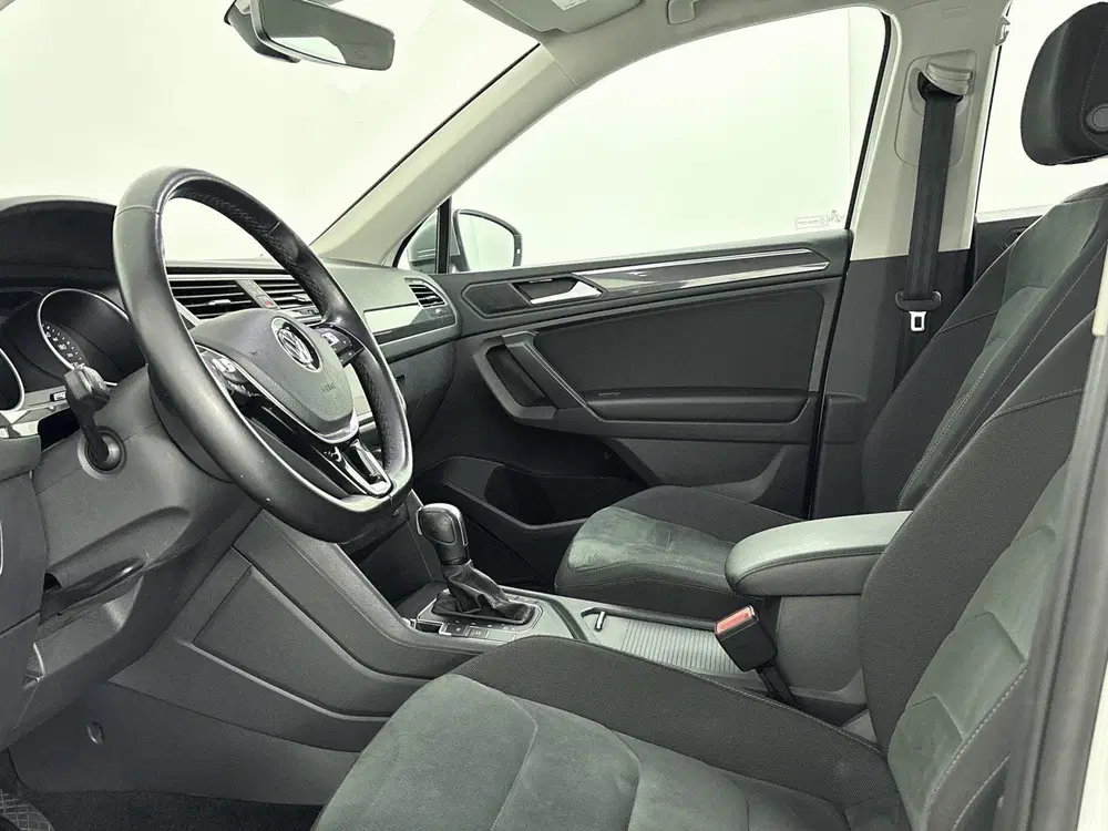 Volkswagen Tiguan Allspace 1.5 TSI R-Line uit 2021, foto 12