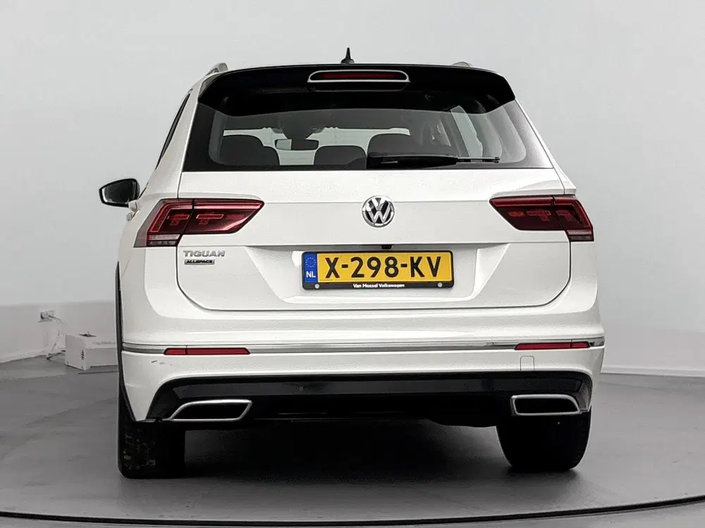 Volkswagen Tiguan Allspace 1.5 TSI R-Line uit 2021, foto 3