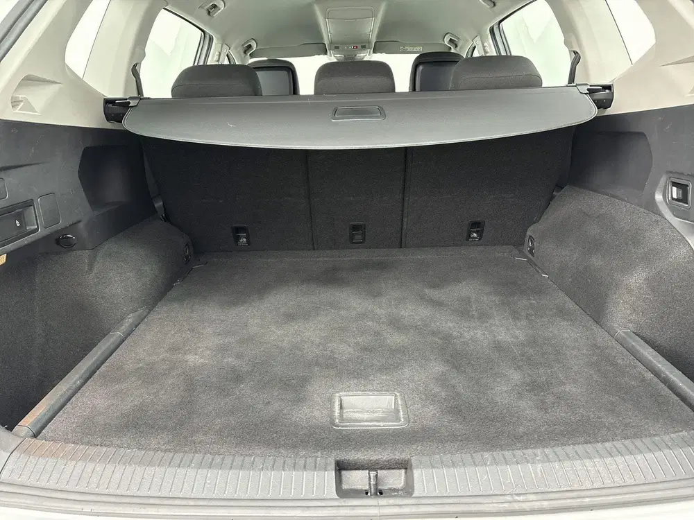 Volkswagen Tiguan Allspace 1.5 TSI R-Line uit 2021, foto 9