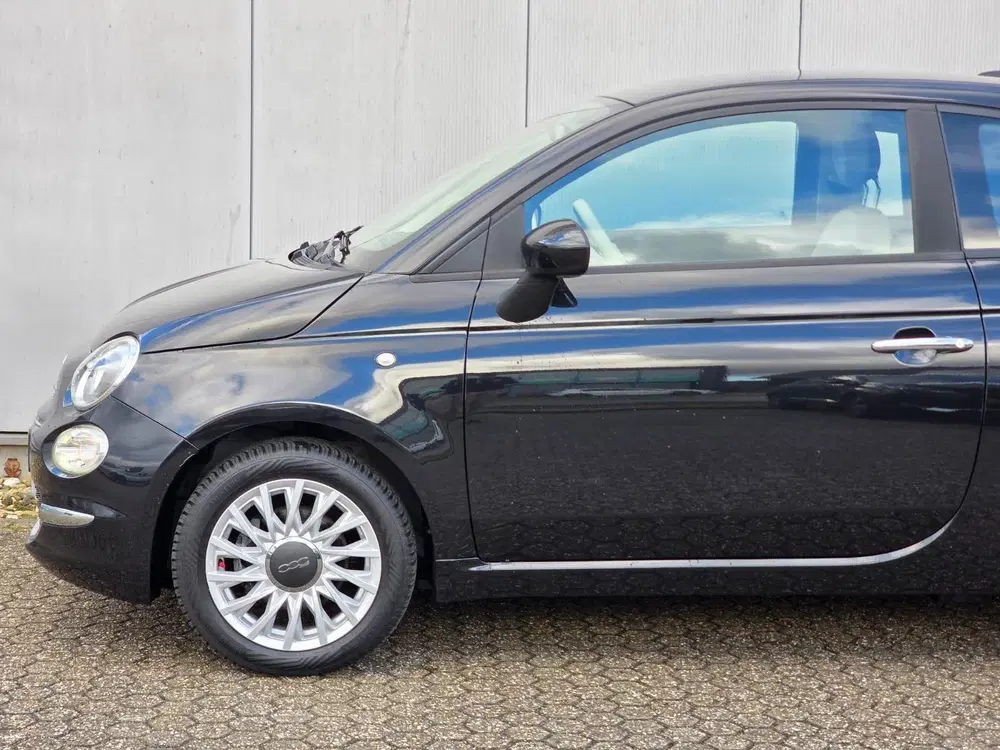 Fiat 500 70pk Hybrid Lounge uit 2021, foto 11