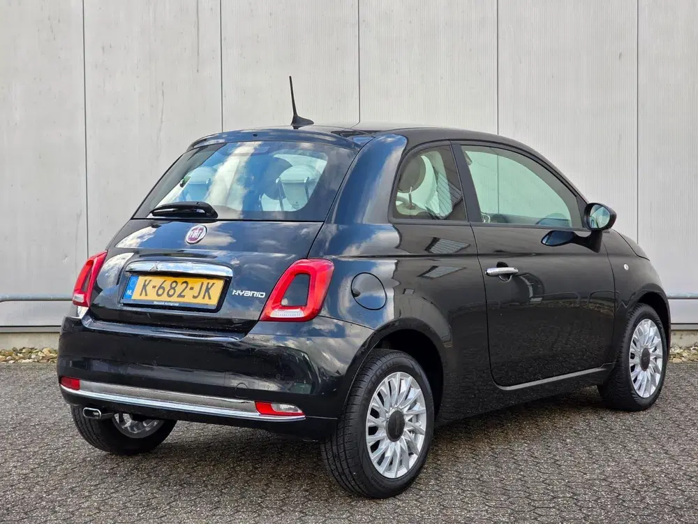 Fiat 500 70pk Hybrid Lounge uit 2021, foto 8