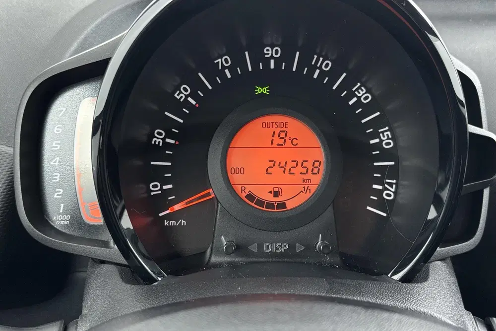 Citroën C1 Citroen C1 1.0 VTi Feel Wendbaar stadsauto uit 2020, foto 4