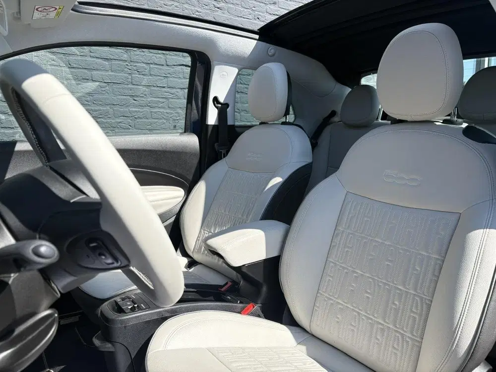Fiat 500e La Prima 42 kWh uit 2022, foto 12