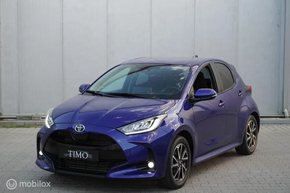 Toyota Yaris 1.5 Hybrid Dynamic 25.615 KM Trekhaak uit 2023