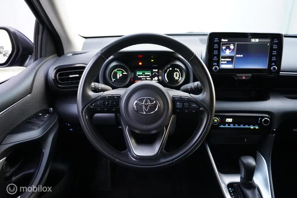 Toyota Yaris 1.5 Hybrid Dynamic 25.615 KM Trekhaak uit 2023, foto 13