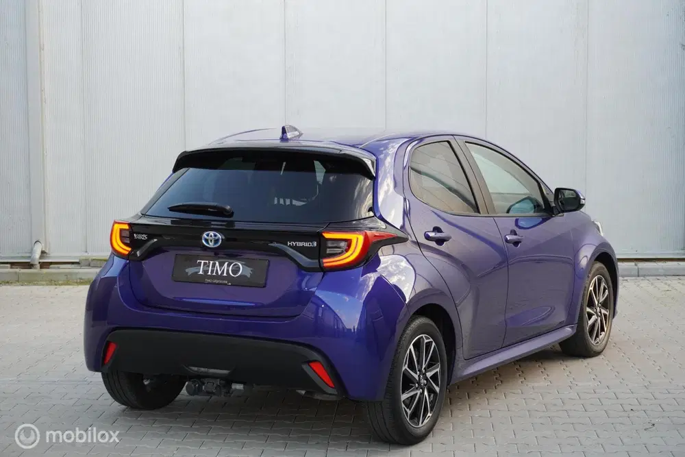 Toyota Yaris 1.5 Hybrid Dynamic 25.615 KM Trekhaak uit 2023, foto 2
